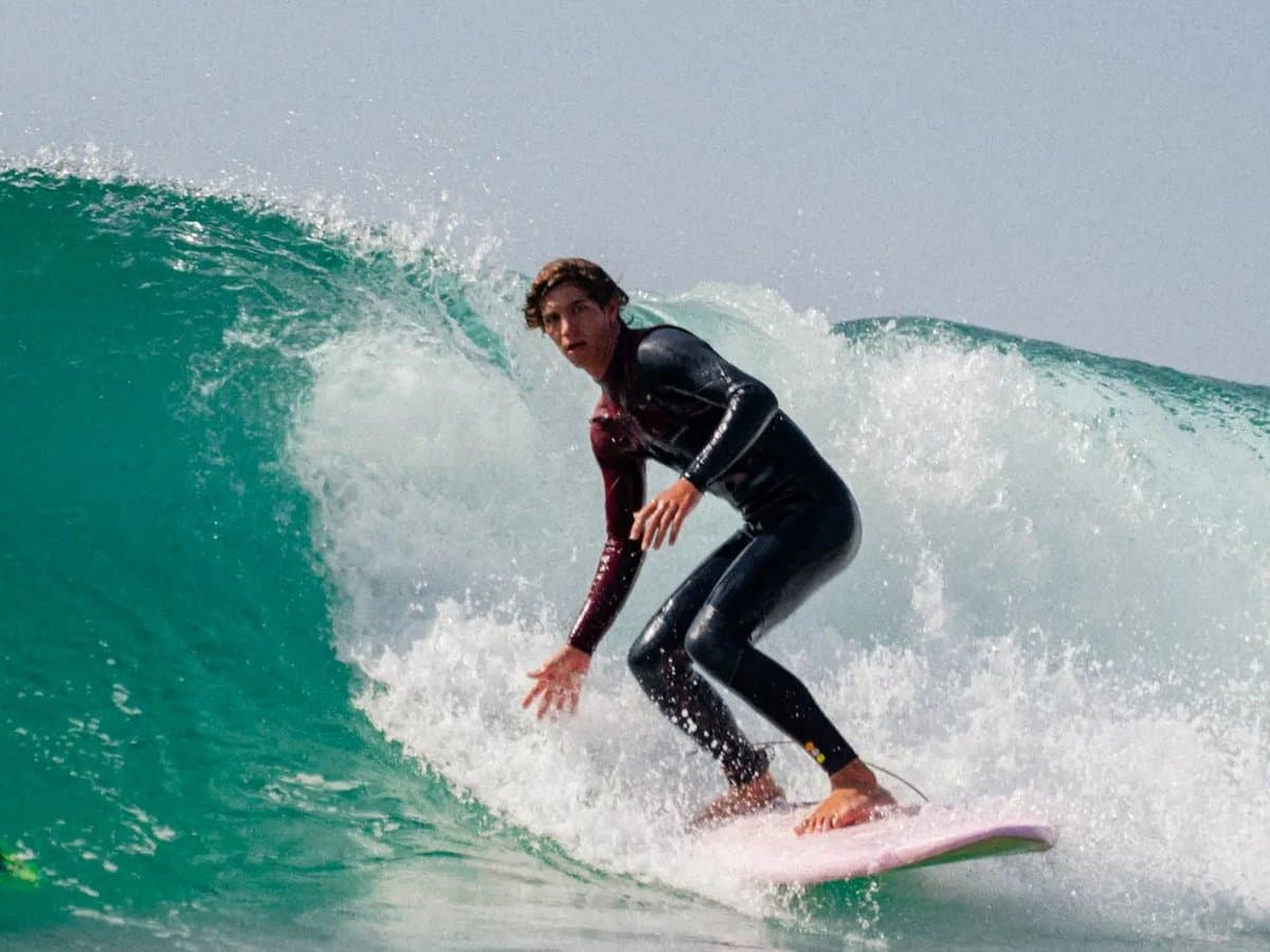 6'4 soft-top shortboard rental in Aljezur — for intermediate to advanced surfers, delivered to your accommodation
